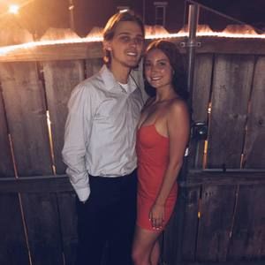 Meet your Posher, Livi